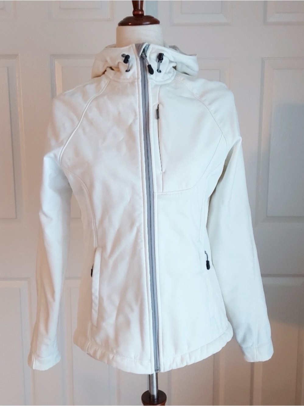 Kirkland Signature White/creamish Hooded Softshell Utility Jacket